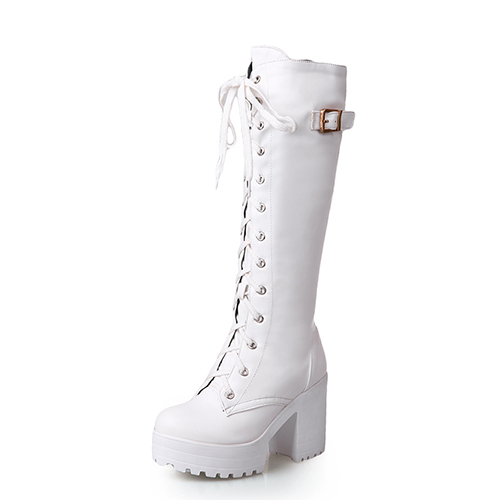 Botte gothique femme talon haut blanche en simili cuir avec lacets sur le devant et boucle métallique sur le côté