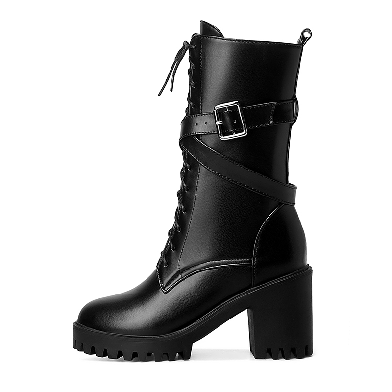 Botte gothique rock Spectra noire en cuir avec talon épais, lacets sur le devant et boucle argentée latérale