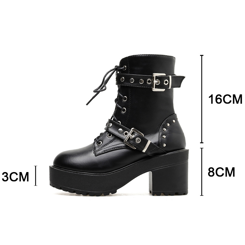 Chaussure gothique femme noire en cuir avec lanières à œillets métalliques, lacets et talon épais de 8 cm