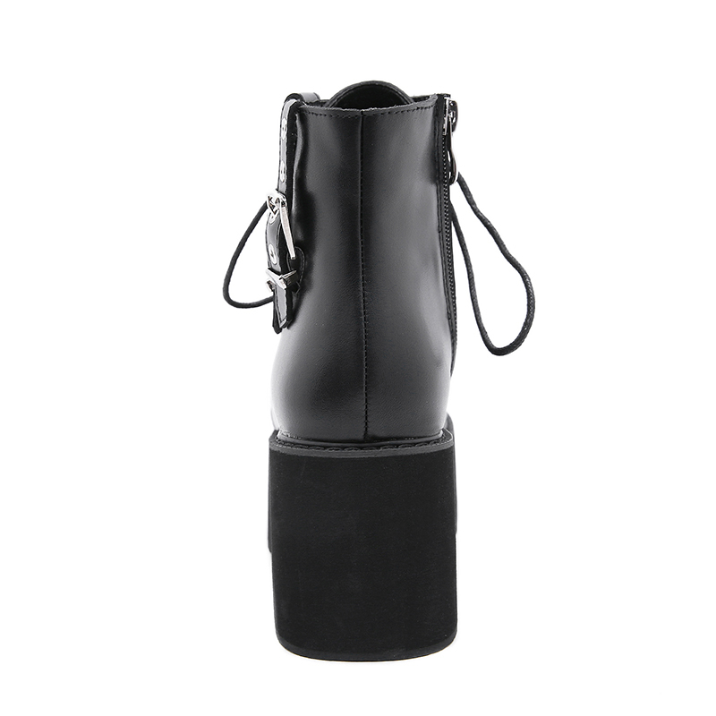 Chaussure punk rock gothique noire en cuir vue arrière avec plateforme épaisse et lanières verticales