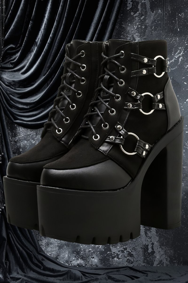 Chaussures gothiques femme noires à boucles BuckleGloom avec plateforme épaisse et lacets avant