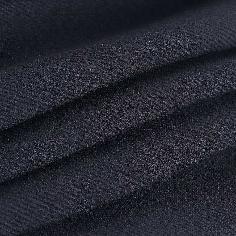Détail tissu noir texturé de la jupe noire gothique Vortexveinia