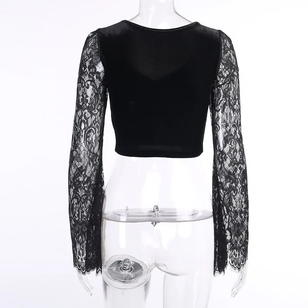 Haut gothique romantique WhisperTop en velours noir avec manches longues en dentelle noire transparente, vue de dos