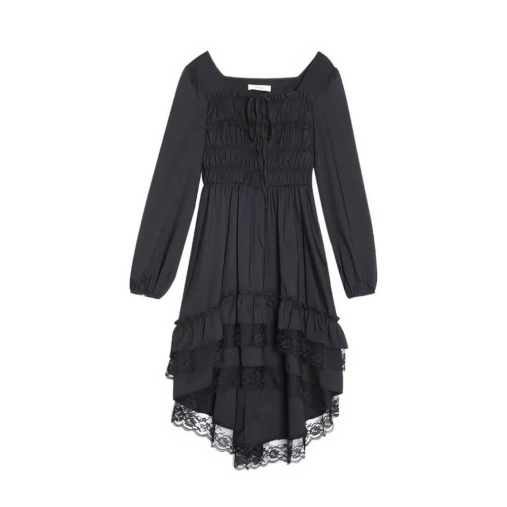 Robe gothique ado Gloomweaver noire en tissu léger avec manches longues, corsage froncé et ourlet asymétrique orné de dentelle noire