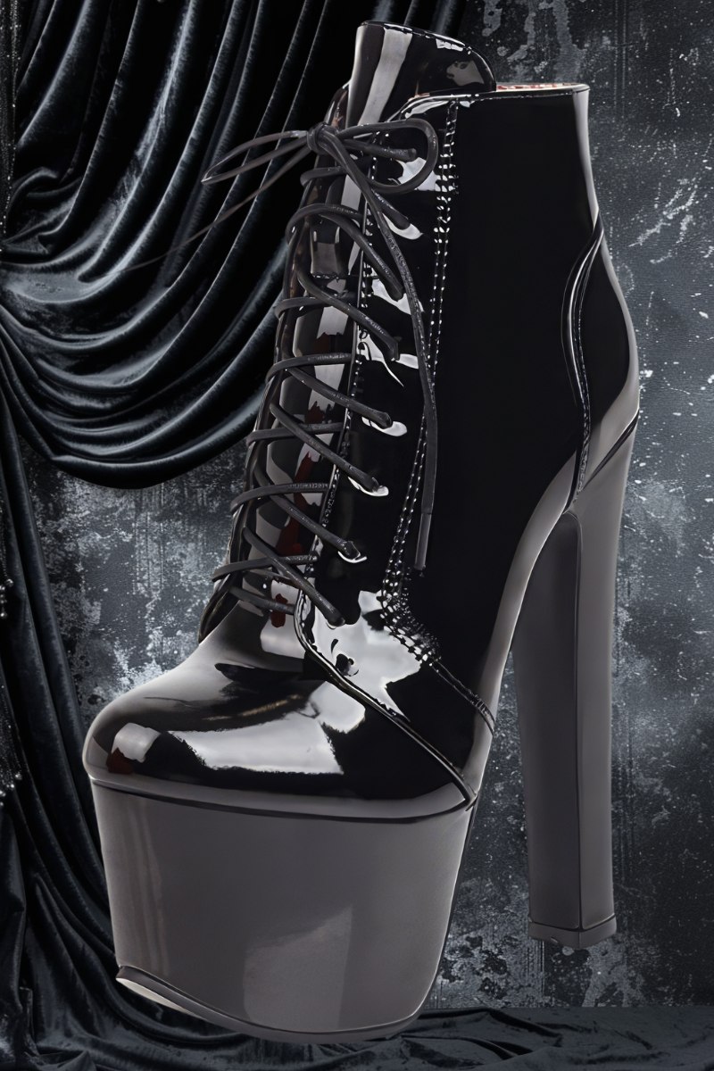 Talons plateformes gothiques AbyssAnomaly en cuir verni noir avec laçage avant, plateforme épaisse et talon haut carré brillant