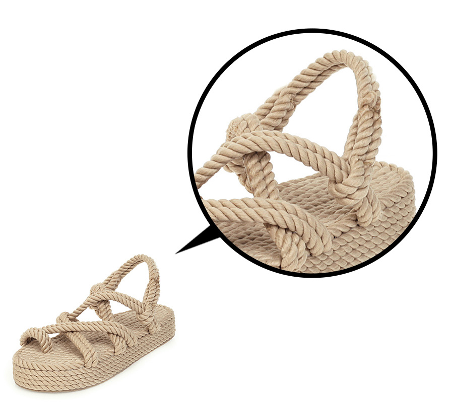 Tongs gothiques MysticMosaic en corde beige avec détails de lanières tressées en gros plan