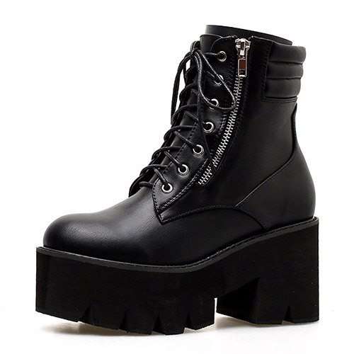 Chaussure gothique noire avec fermeture éclair latérale et semelle plateforme épaisse à crampons, modèle ZipperCrypt
