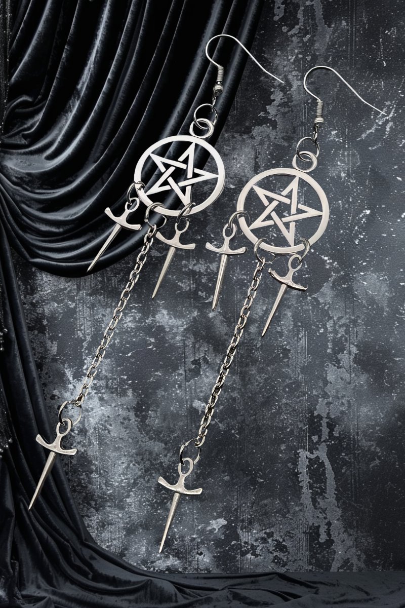 Boucles d'oreilles gothiques Pentagramme PentagramShadow en métal argenté avec chaînes et croix suspendues, style occulte et mystique