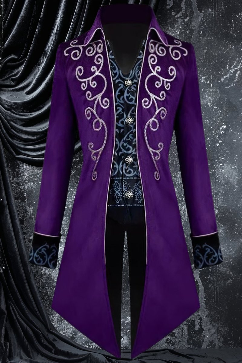 Manteau gothique renaissance violet en velours avec broderies blanches élégantes modèle Sorrowstreamia